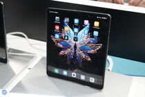 Tecno Phantom V Fold