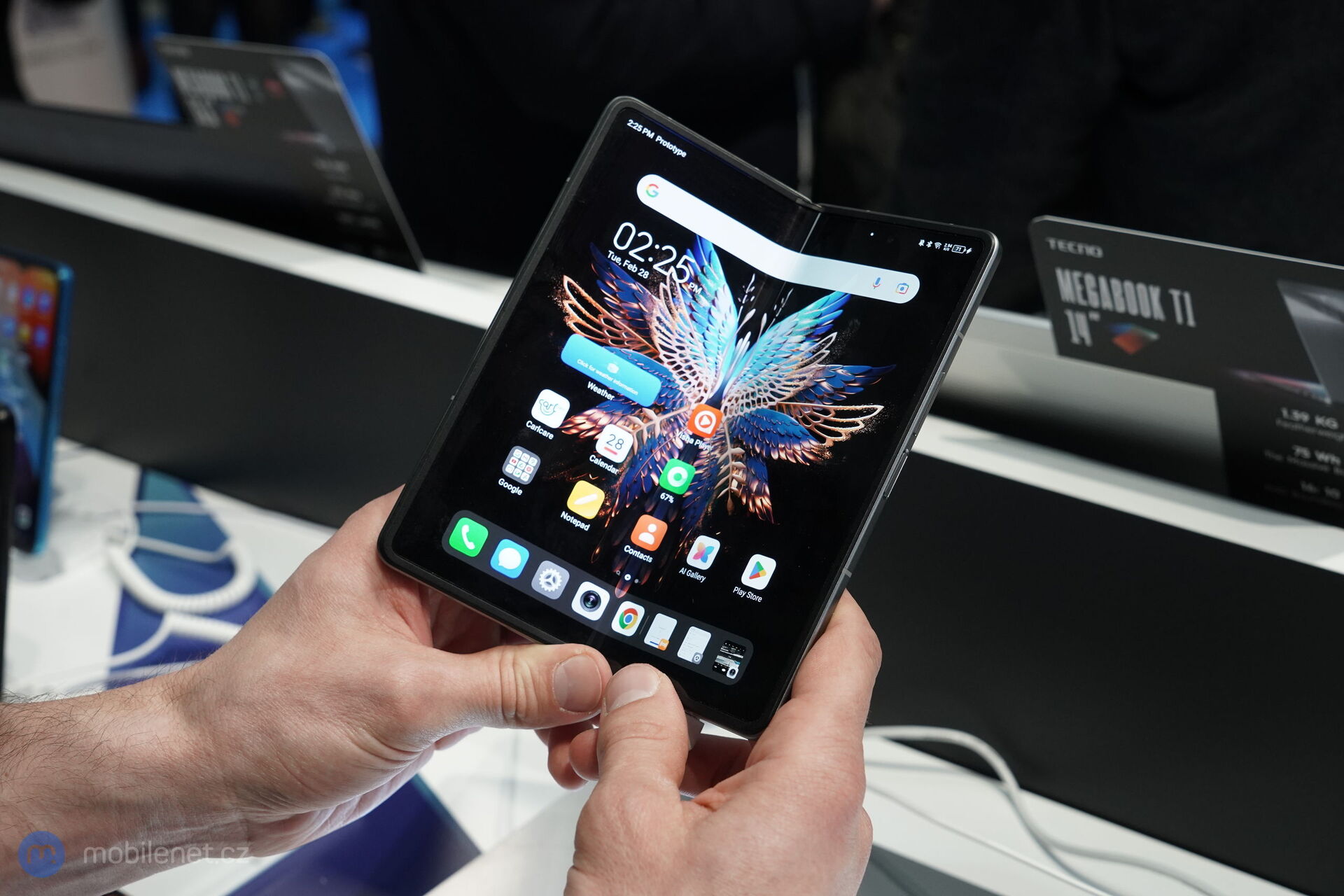 Tecno Phantom V Fold