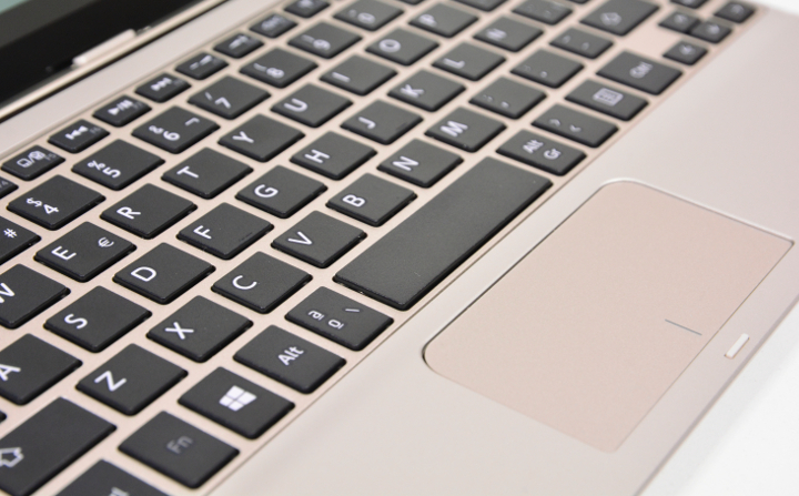 Toshiba Satellite Click 10