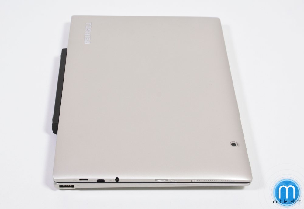 Toshiba Satellite Click 10