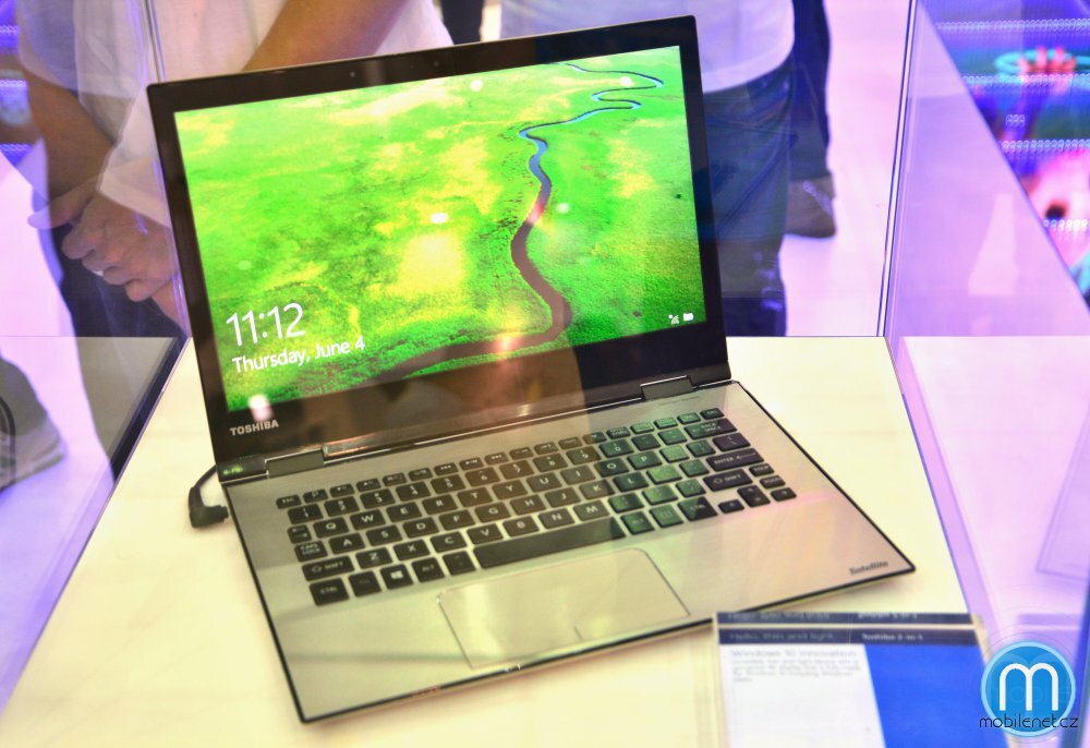 Toshiba Satellite prototyp na Computexu