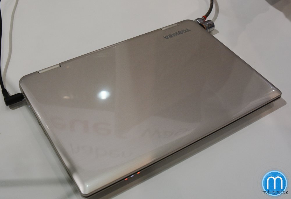 Toshiba Satellite Radius 11