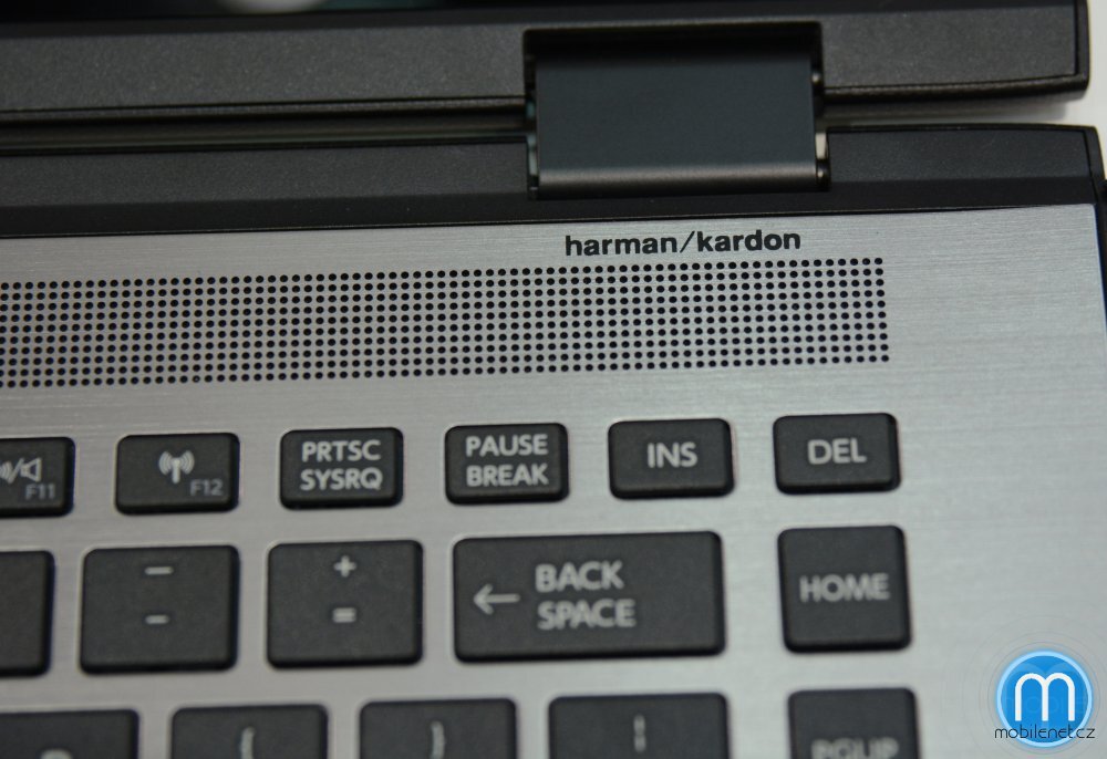 Toshiba Satellite Radius 14