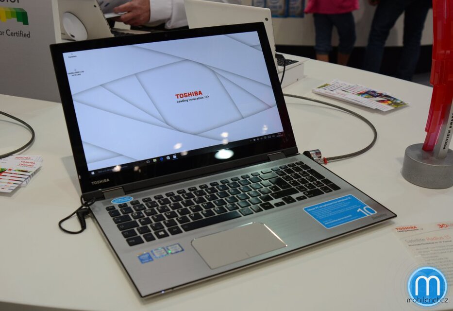 Toshiba Satellite Radius 15