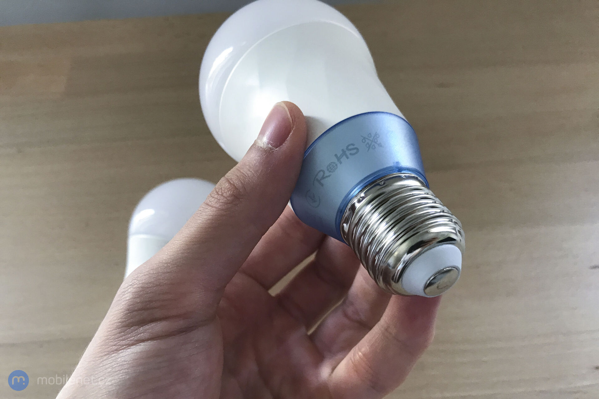 TP-Link LB120, LB130