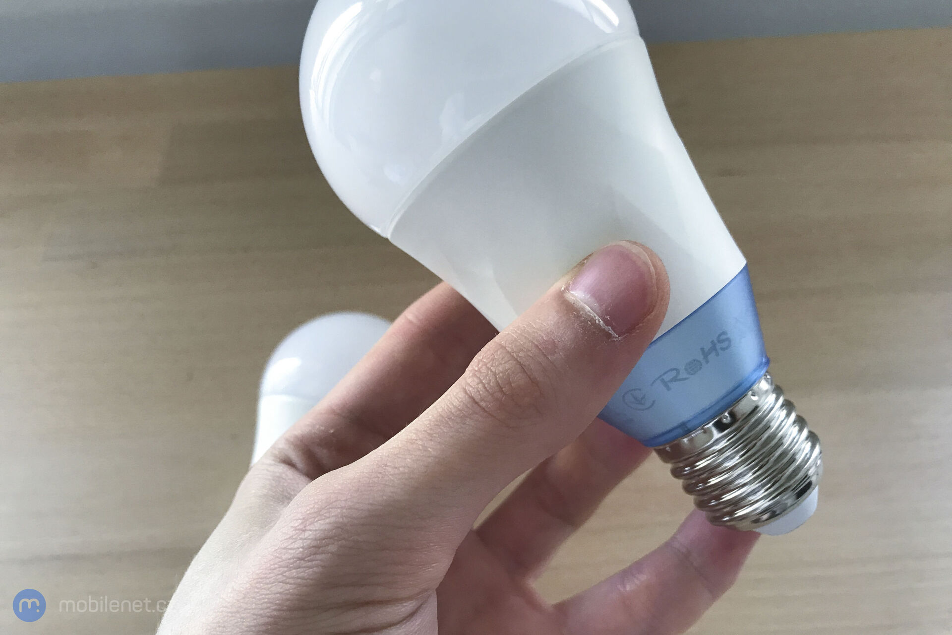 TP-Link LB120, LB130