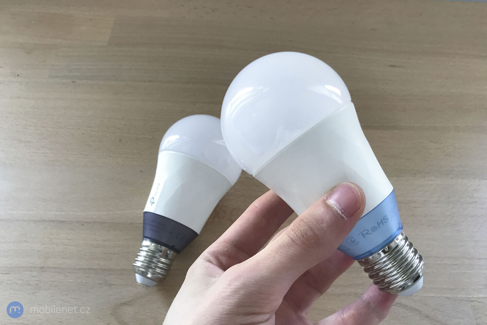 TP-Link LB120, LB130