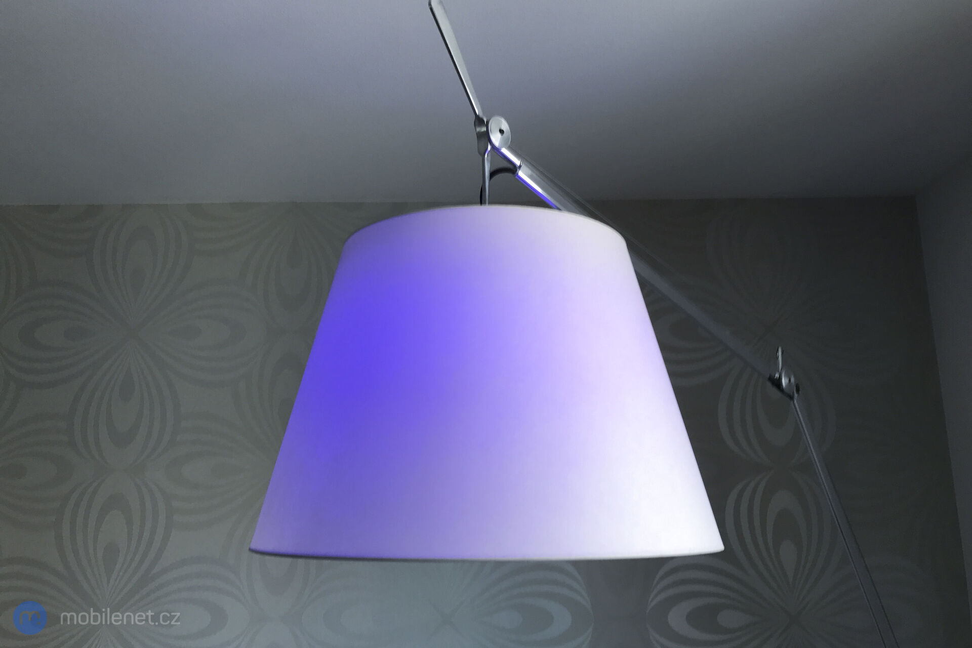 TP-Link LB120, LB130