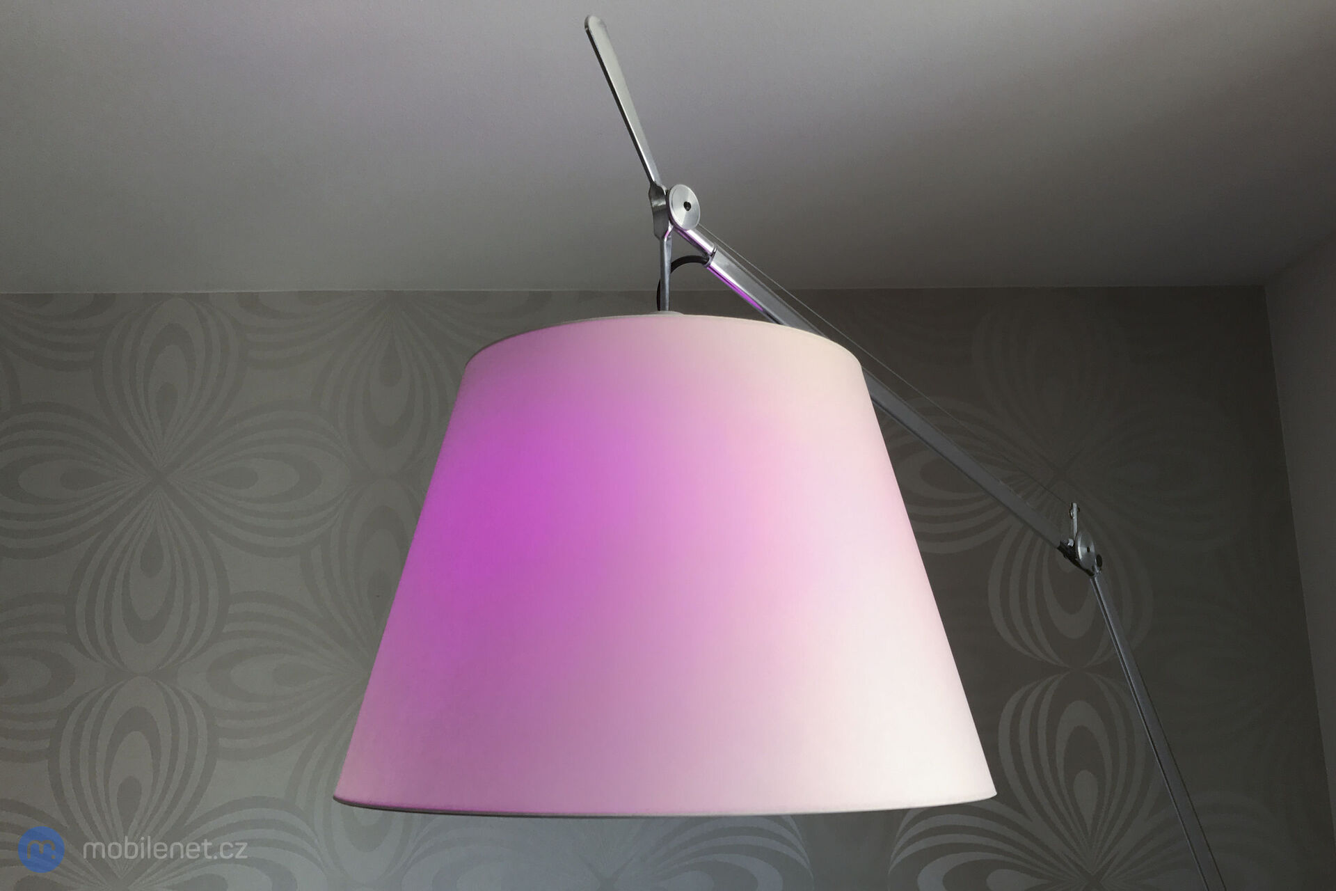 TP-Link LB120, LB130