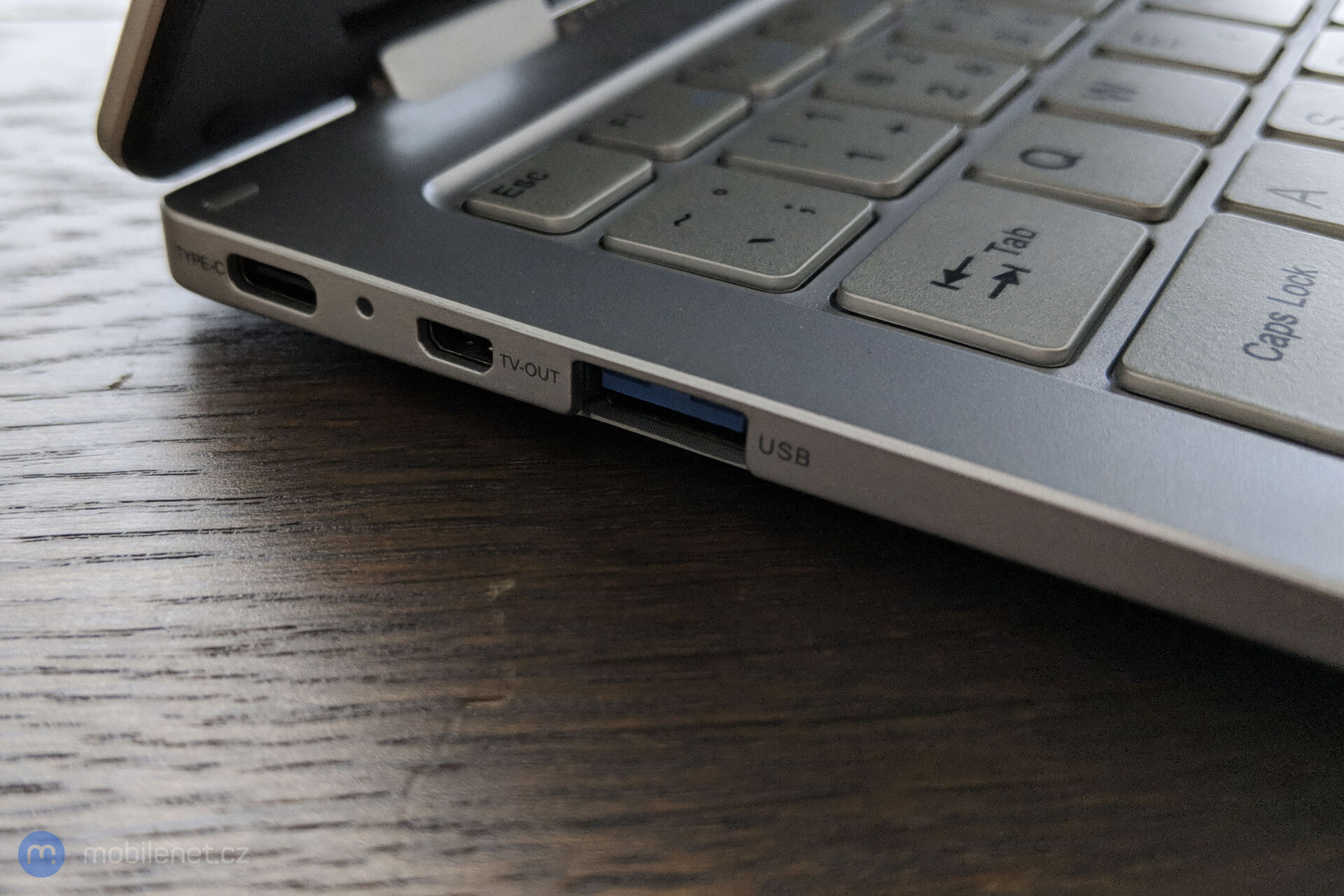 UMAX VisionBook 13Wa Flex