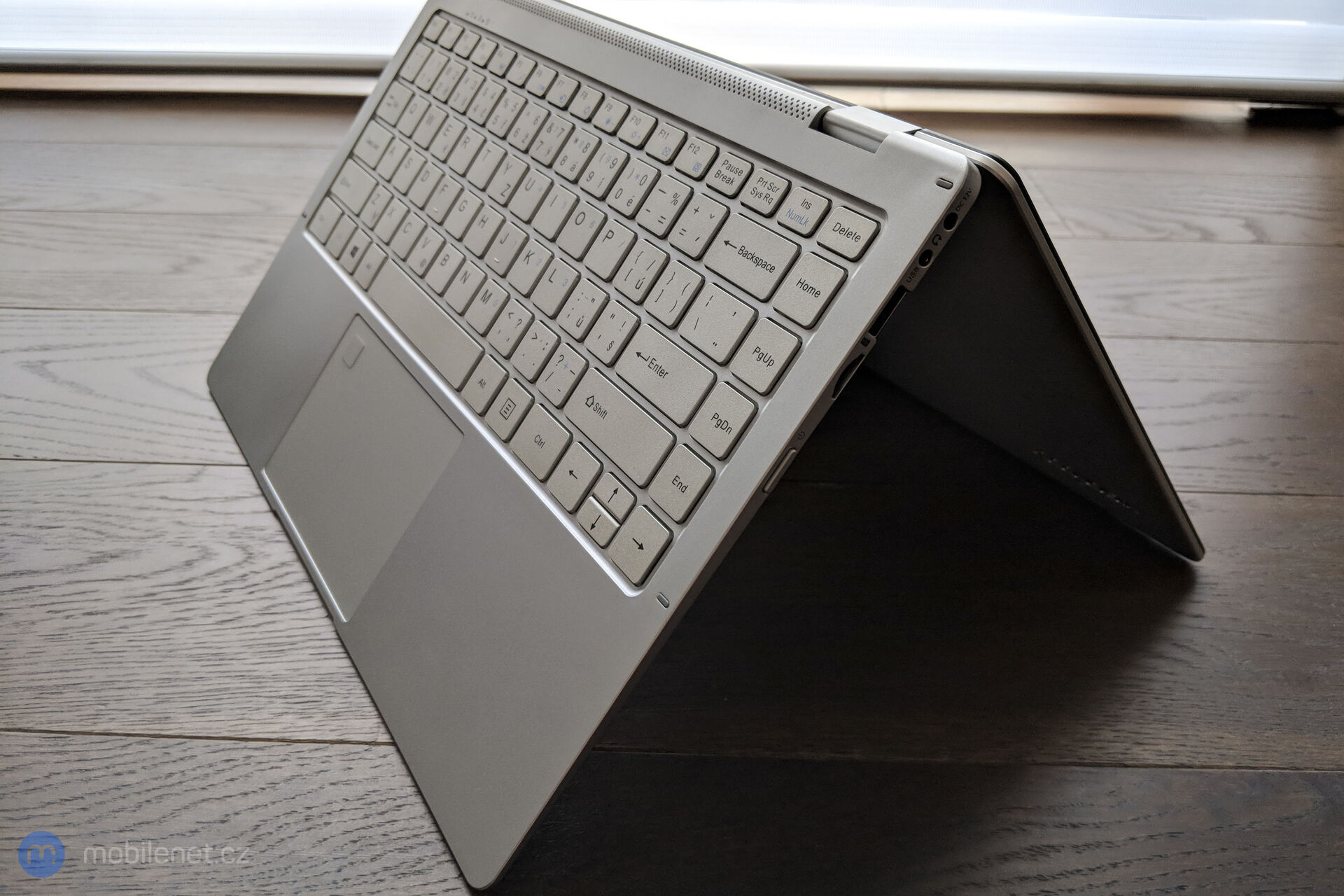 UMAX VisionBook 13Wa Flex