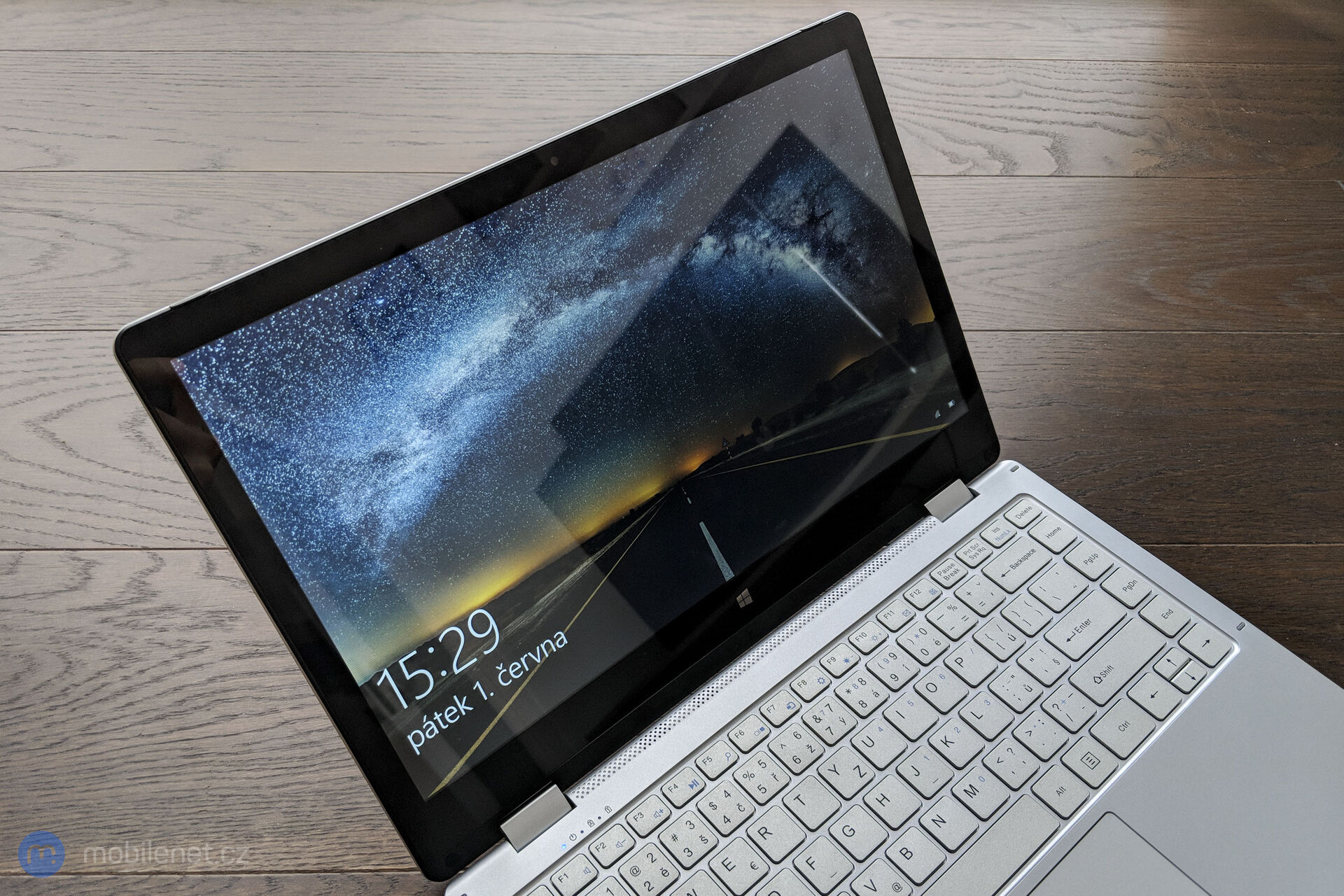 UMAX VisionBook 13Wa Flex