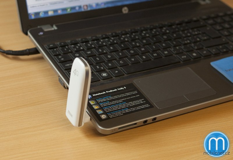 USB modem ZTE MF821D zapojený do počítače