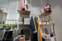 Uvedení nové barevné varianty Sony WH-1000XM6 a designové tašky