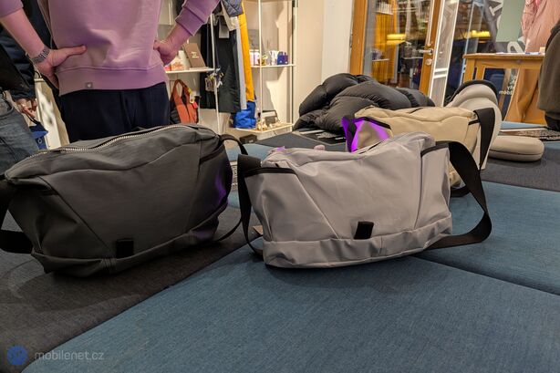 Uvedení nové barevné varianty Sony WH-1000XM6 a designové tašky