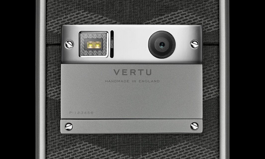 Vertu Aster Chevron