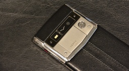 Vertu Signature Touch