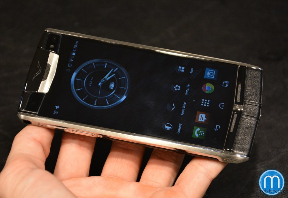 Vertu Signature Touch