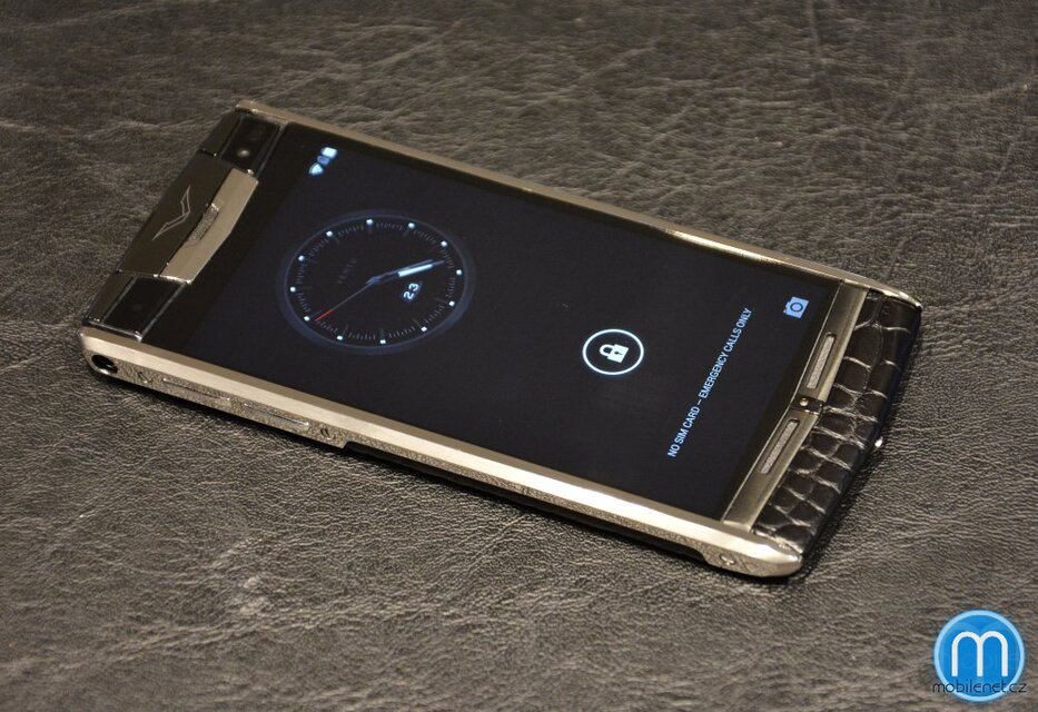 Vertu Signature Touch