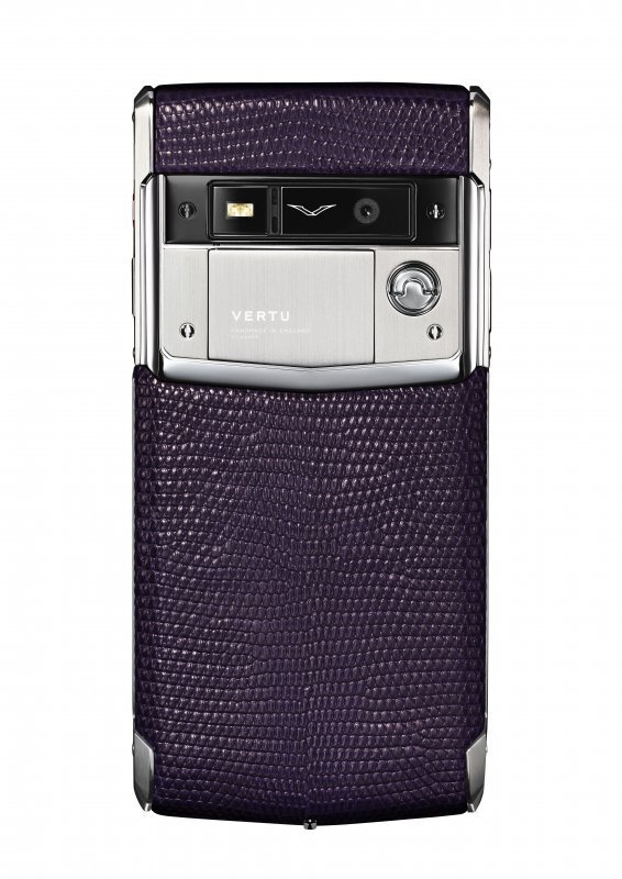 Vertu Signature Touch