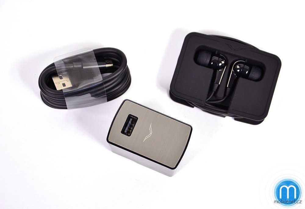 Vertu Signature Touch