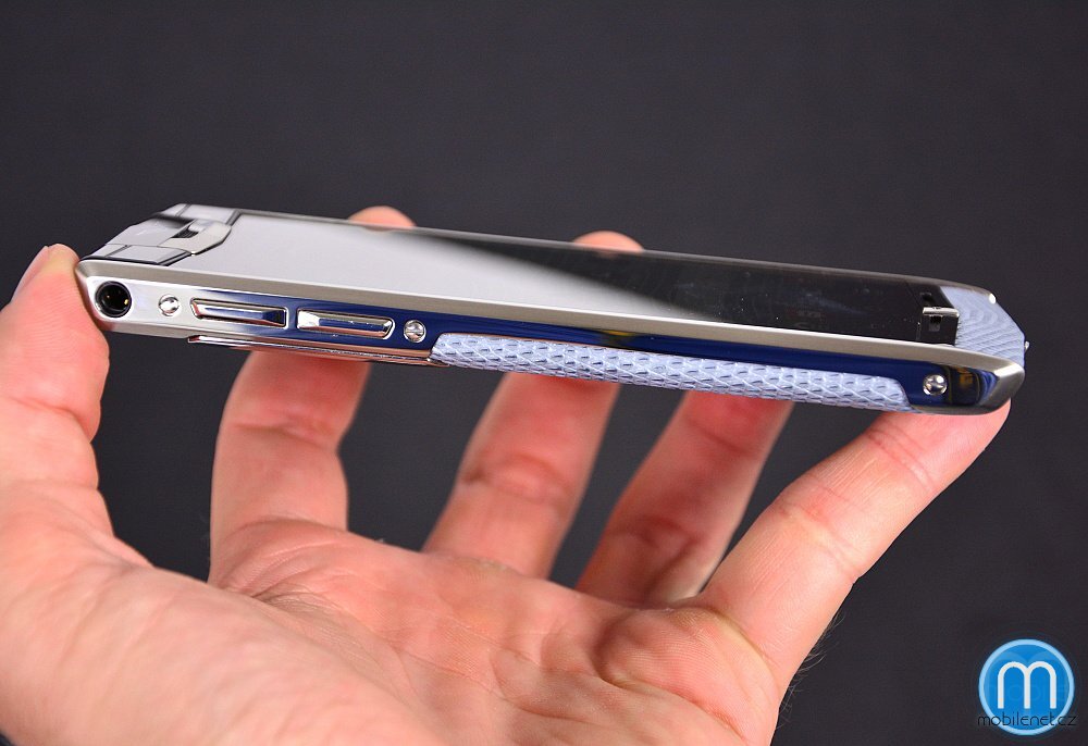 Vertu Signature Touch