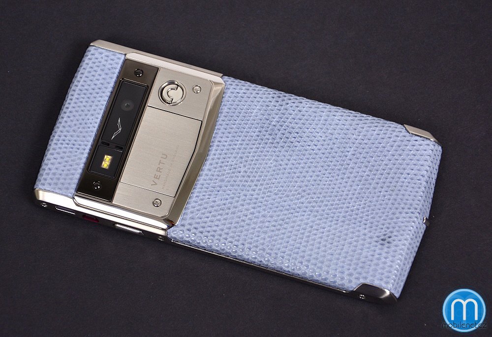 Vertu Signature Touch