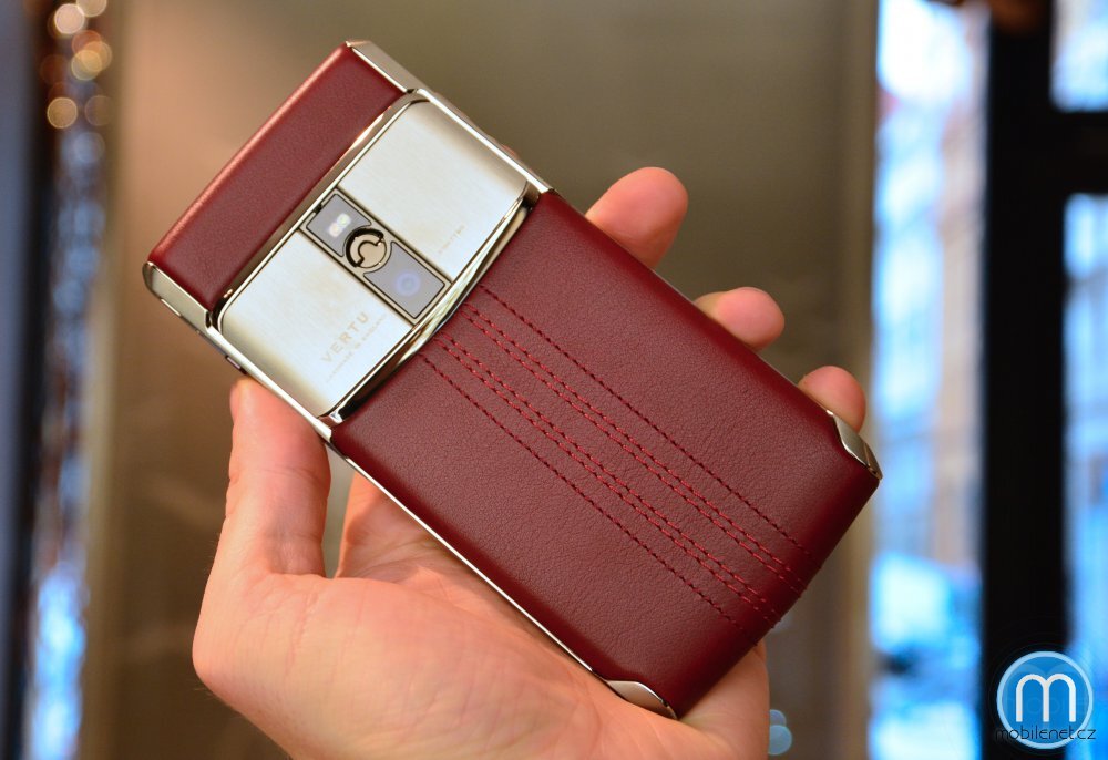 Vertu Signature Touch (2015)