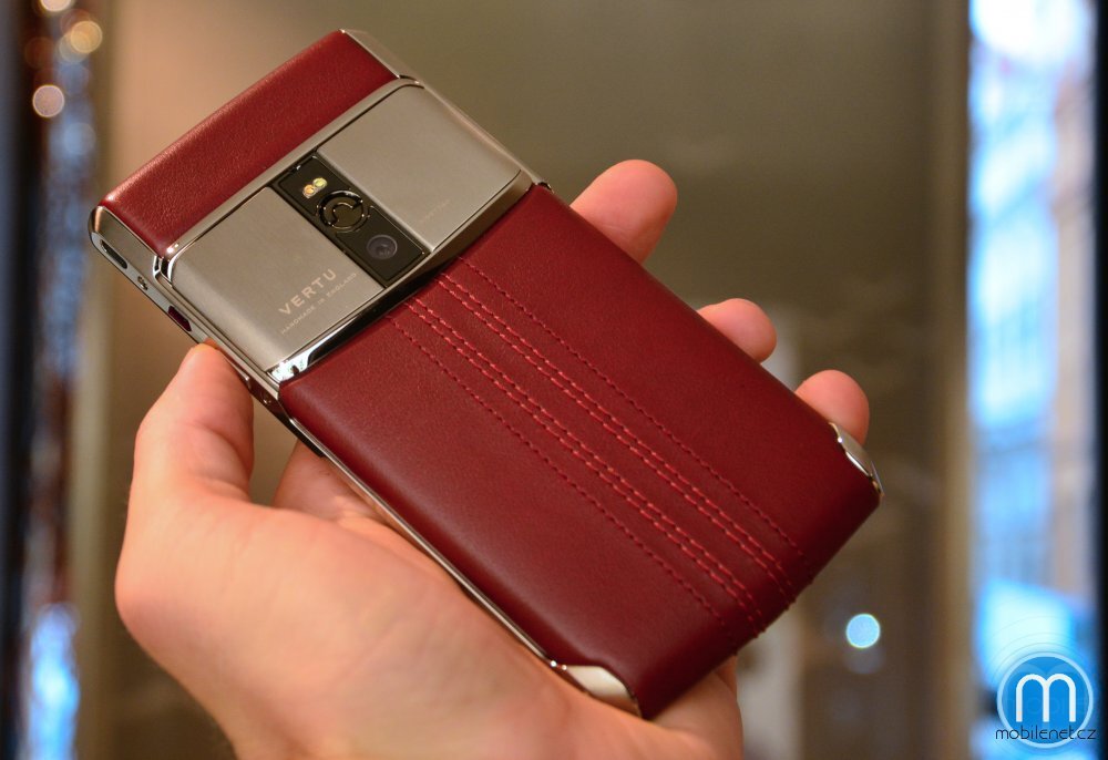 Vertu Signature Touch (2015)