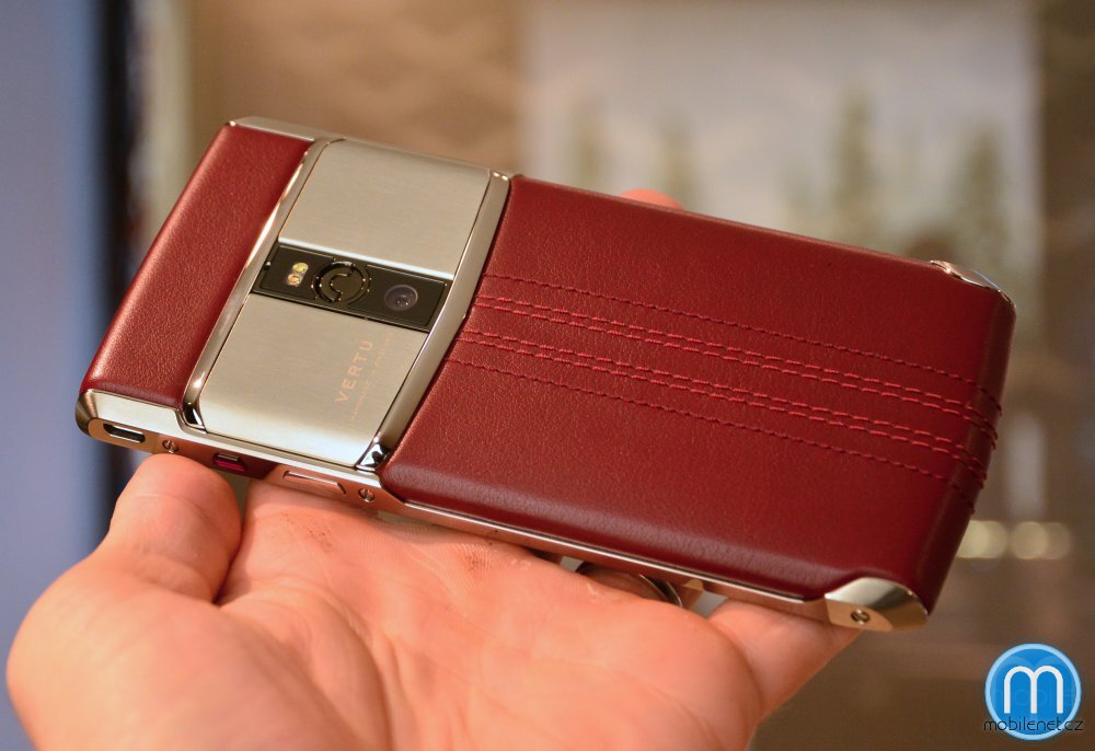 Vertu Signature Touch (2015)