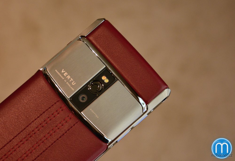 Vertu Signature Touch (2015)