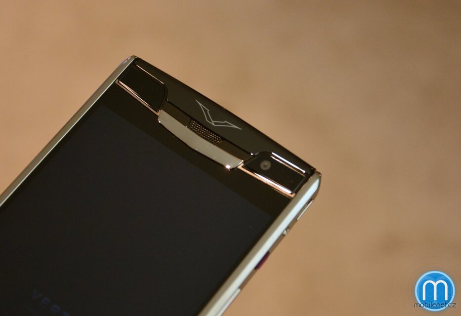 Vertu Signature Touch (2015)