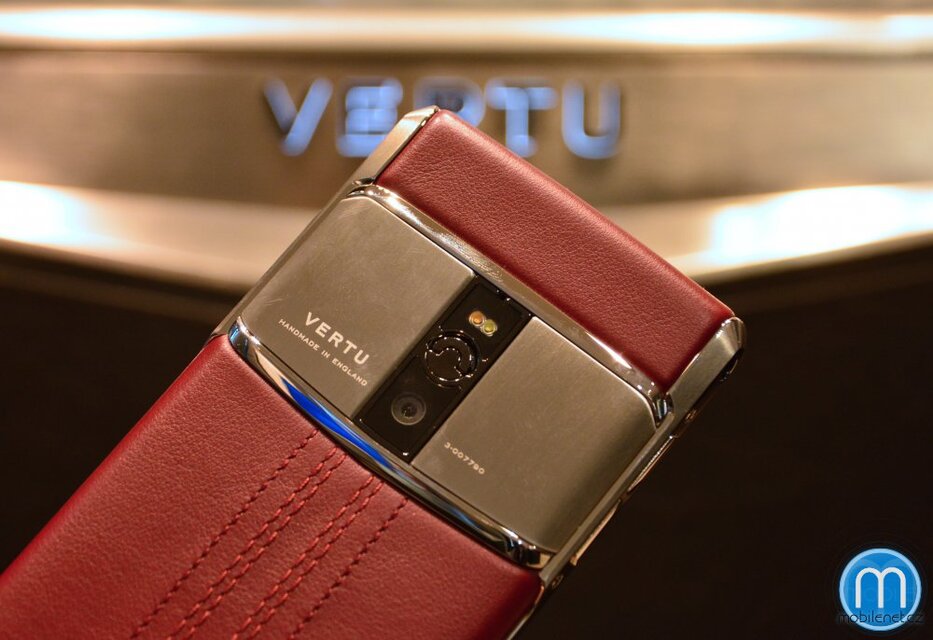 Vertu Signature Touch (2015)