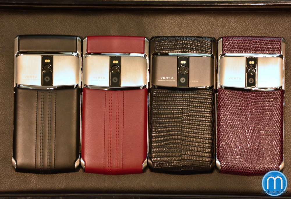 Vertu Signature Touch (2015)