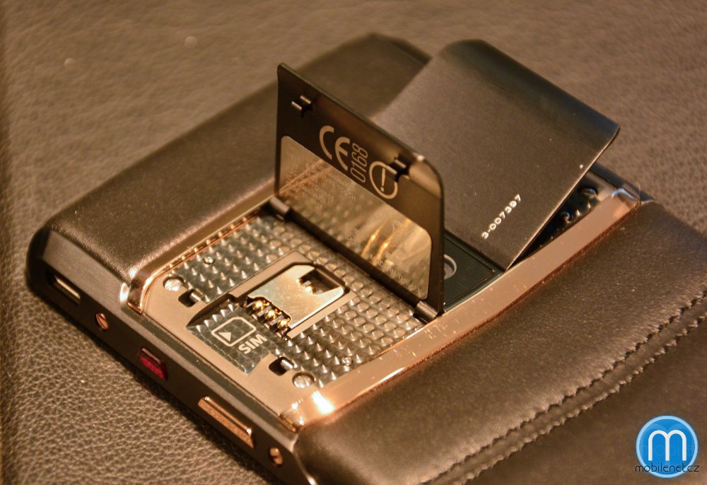 Vertu Signature Touch (2015)