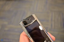 Vertu Signature V