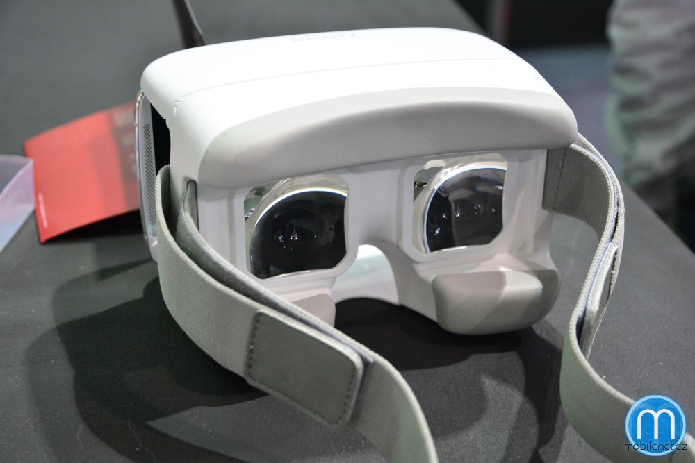 Virtuální realita AntVR pro Lenovo v podobě skládacích brýlí