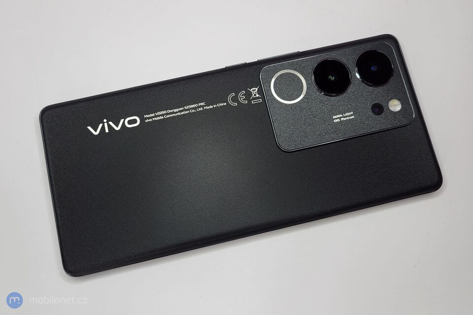 Vivo V29