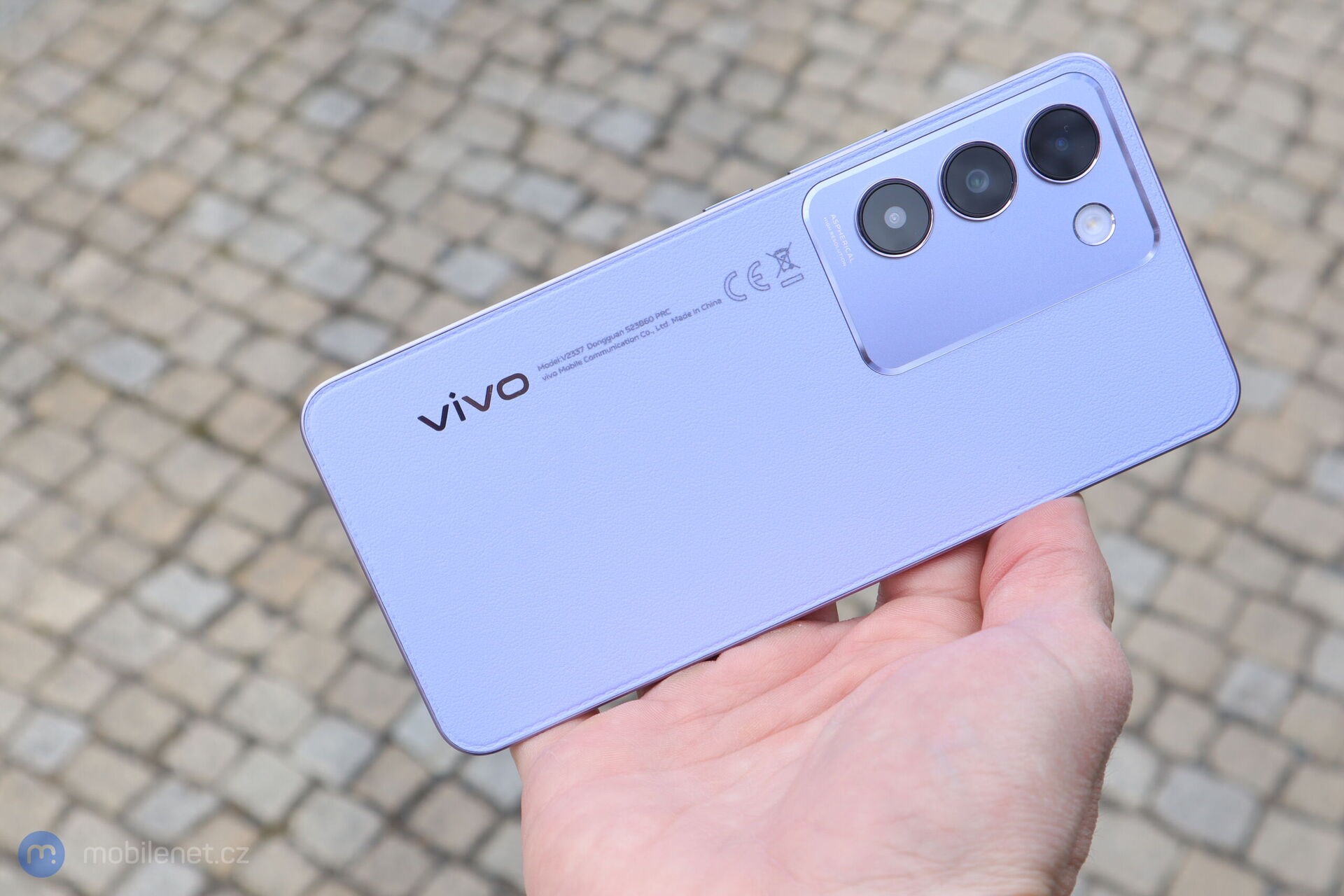 Vivo V40 SE