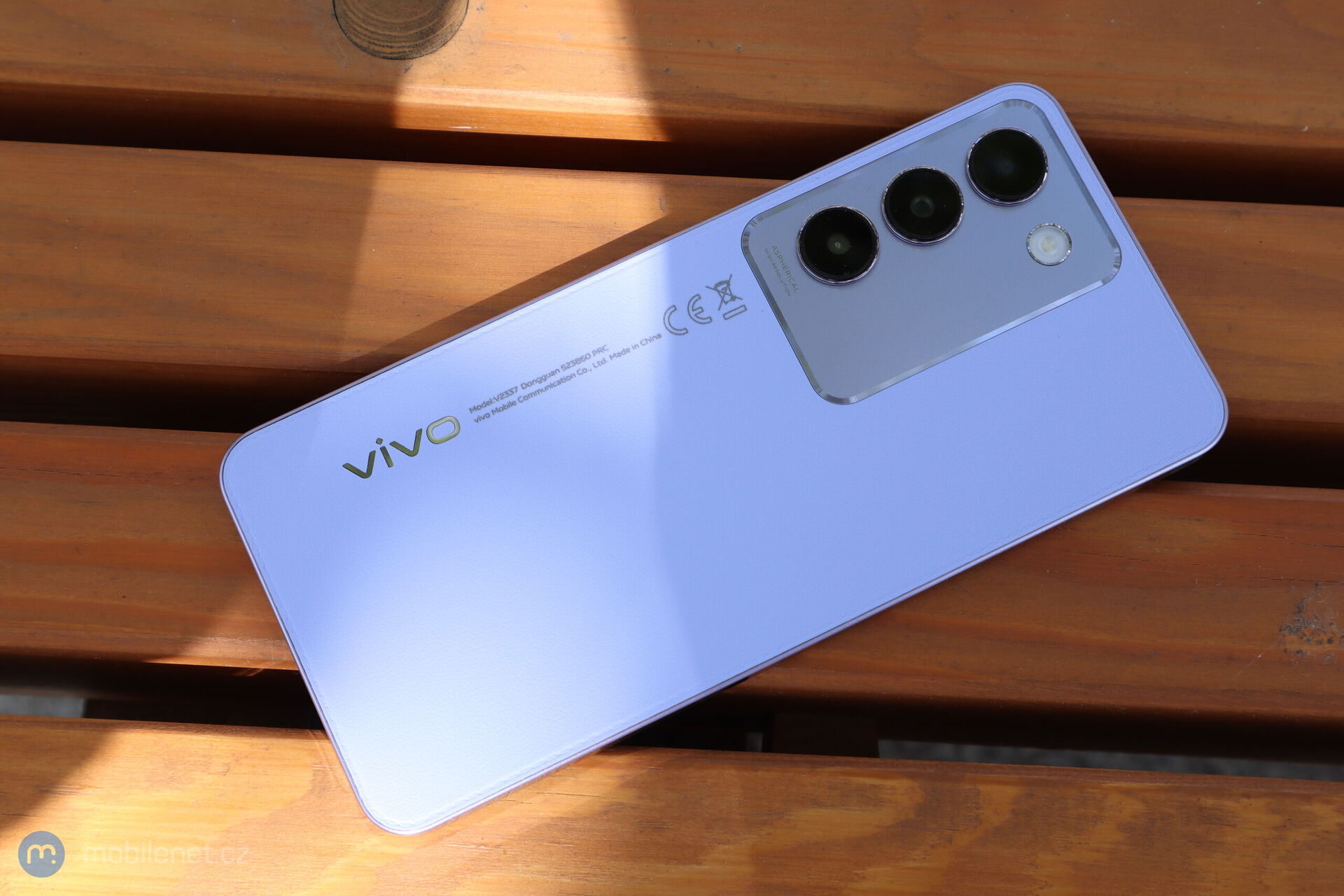 Vivo V40 SE