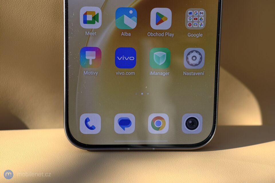 Vivo V70