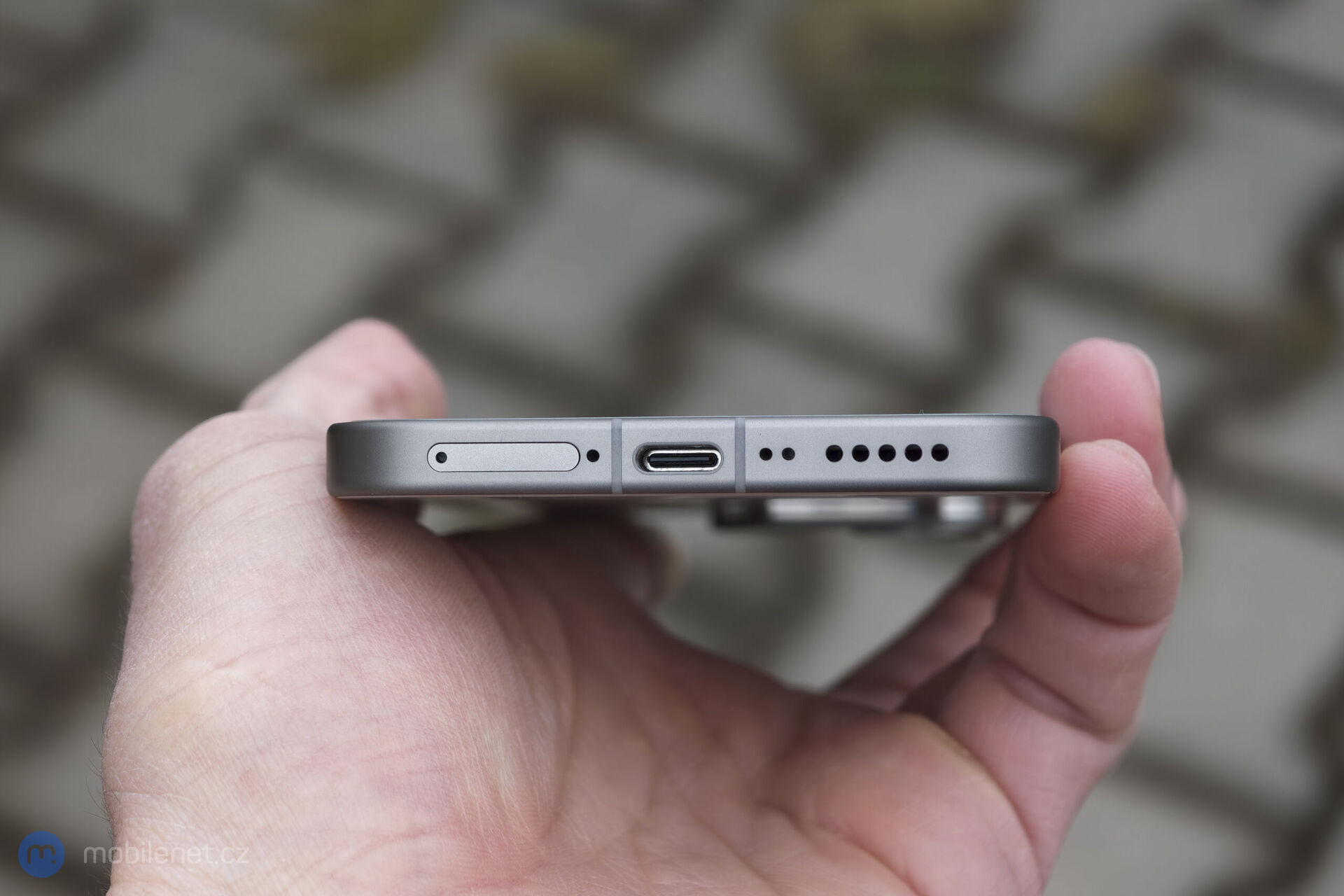 Vivo V70