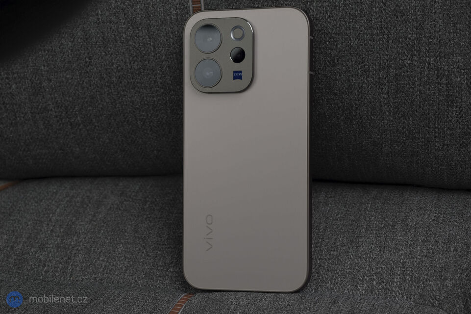 Vivo V70