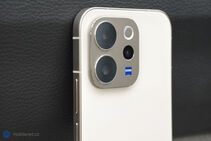 Vivo V70