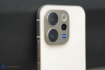 Vivo V70