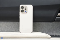 Vivo V70