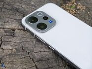 Vivo V70