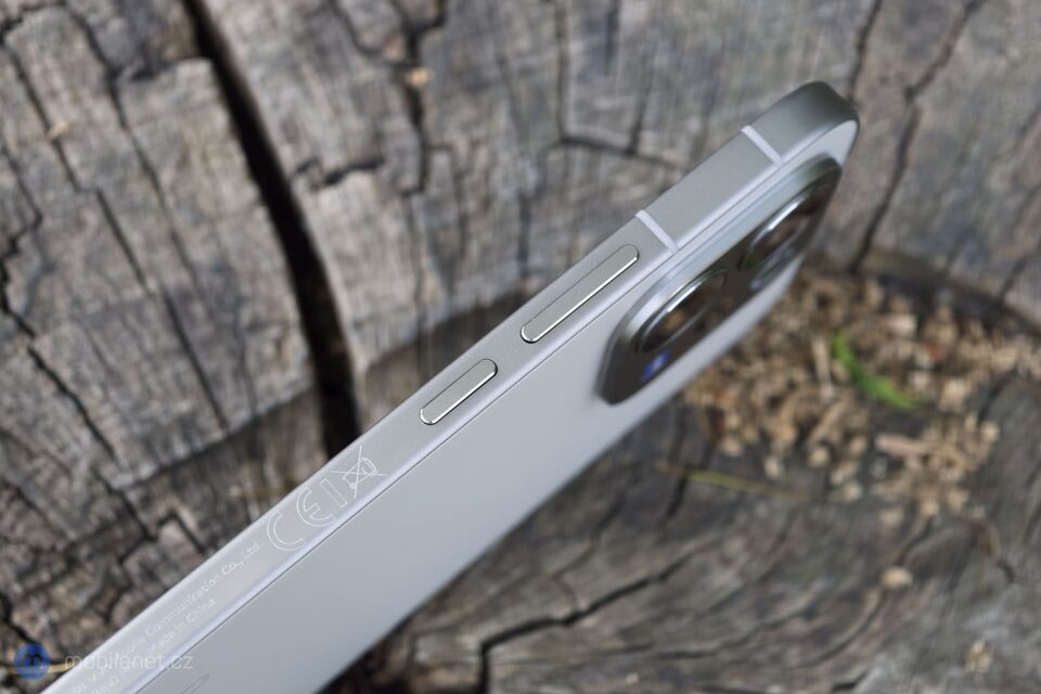 Vivo V70