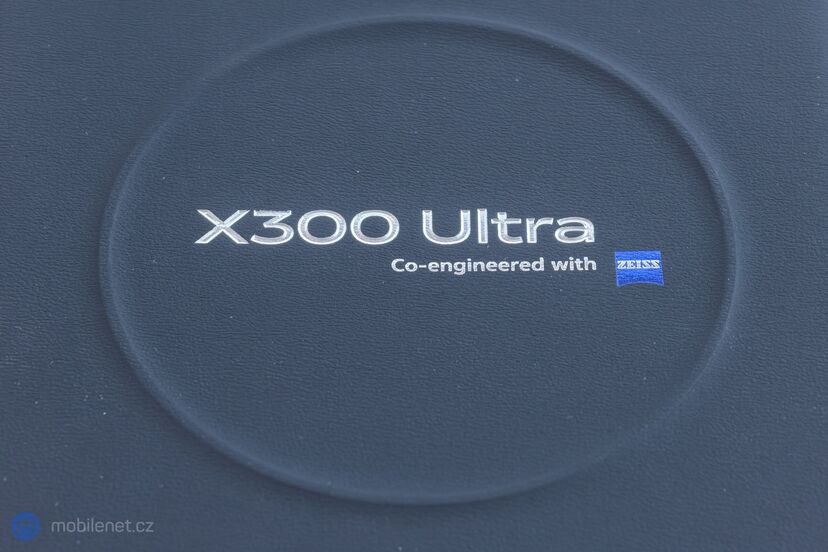 Vivo X300 Ultra