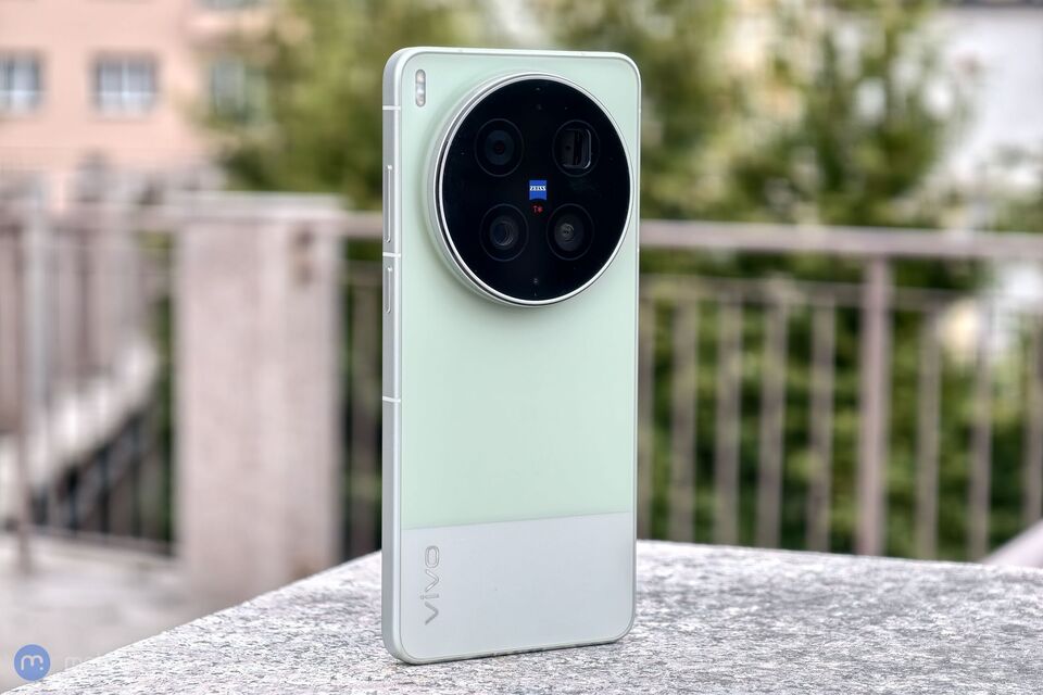 Vivo X300 Ultra